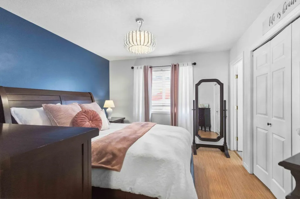 249 Fox Crescent Fort Mcmurray AB T9K0C2