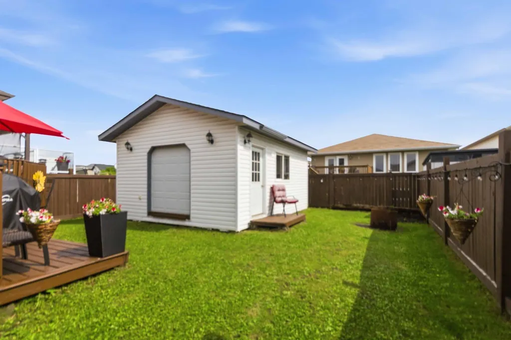 249 Fox Crescent Fort Mcmurray AB T9K0C2