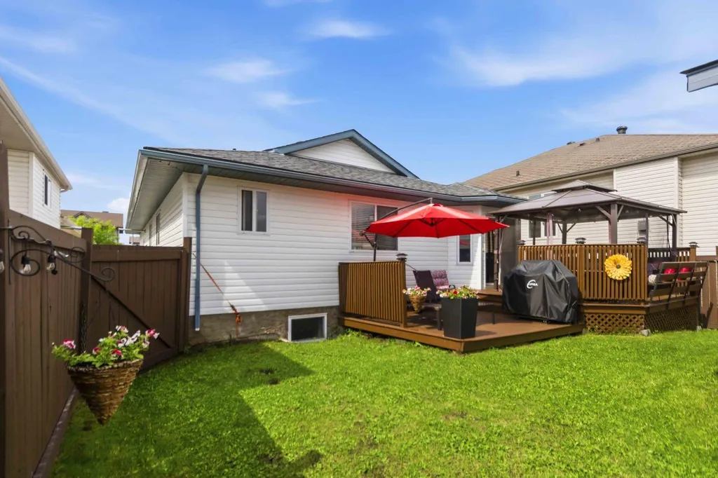 249 Fox Crescent Fort Mcmurray AB T9K0C2