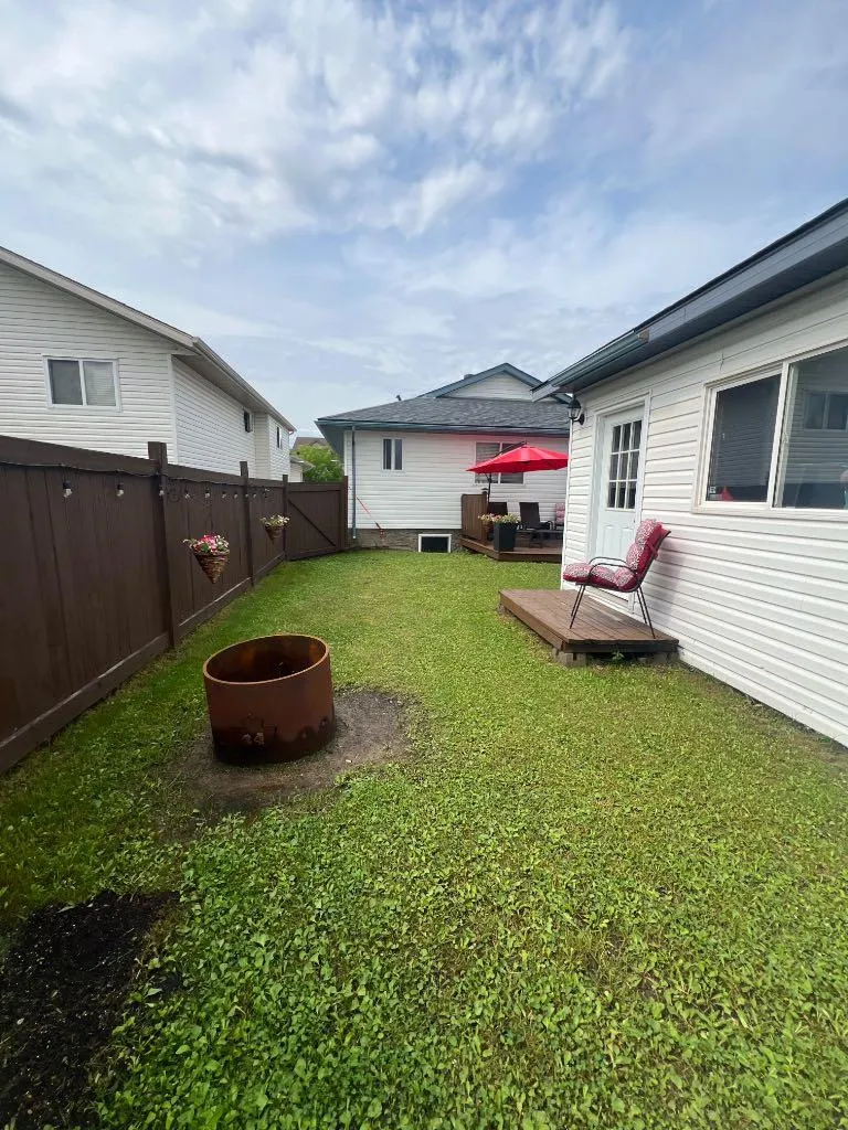 249 Fox Crescent Fort Mcmurray AB T9K0C2