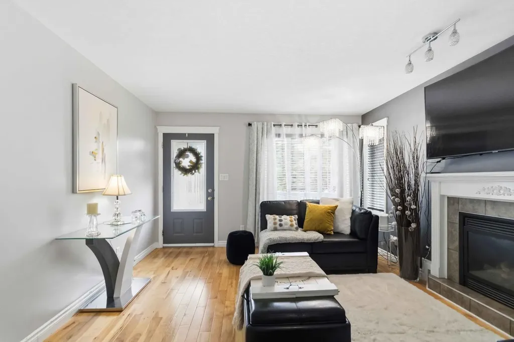 249 Fox Crescent Fort Mcmurray AB T9K0C2