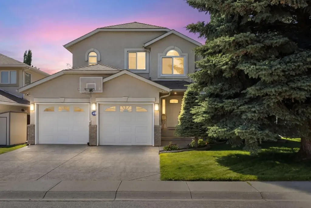 51 Mckenzie Lake Crescent SE Calgary AB T2Z 2P1