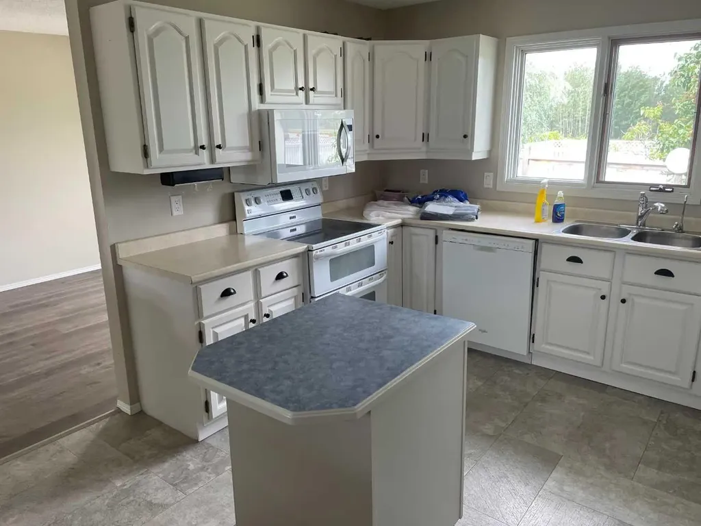 11314 113 Avenue Fairview AB T0H 1L0