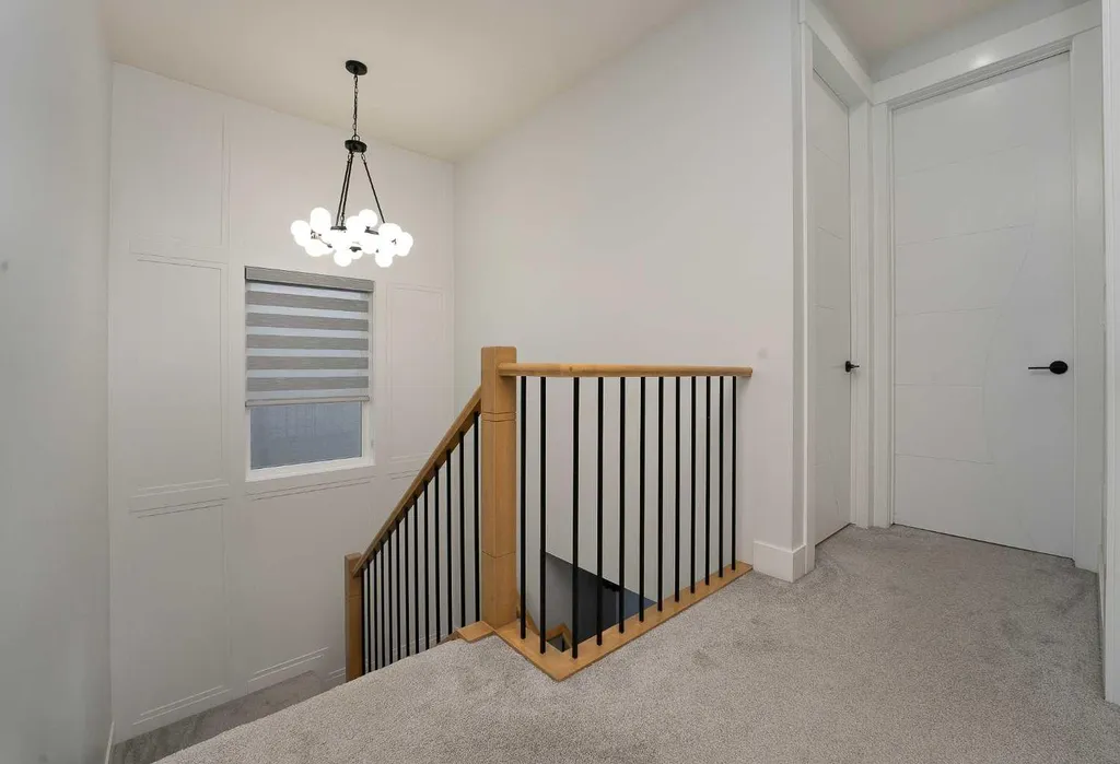 4831 87 Avenue NE Calgary AB T3J 2J5
