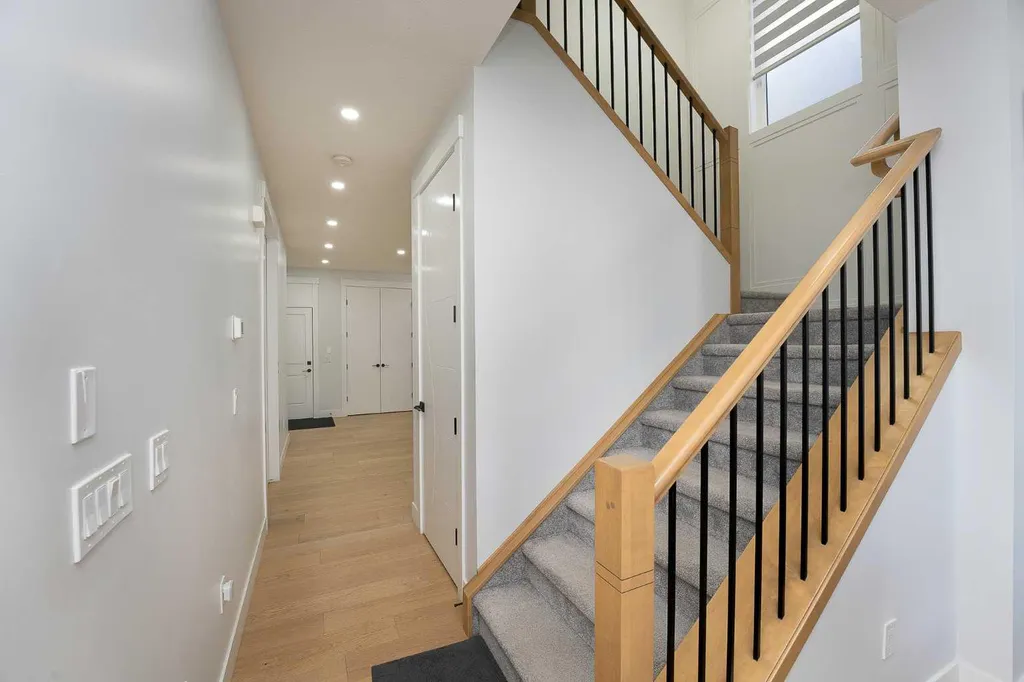 4831 87 Avenue NE Calgary AB T3J 2J5