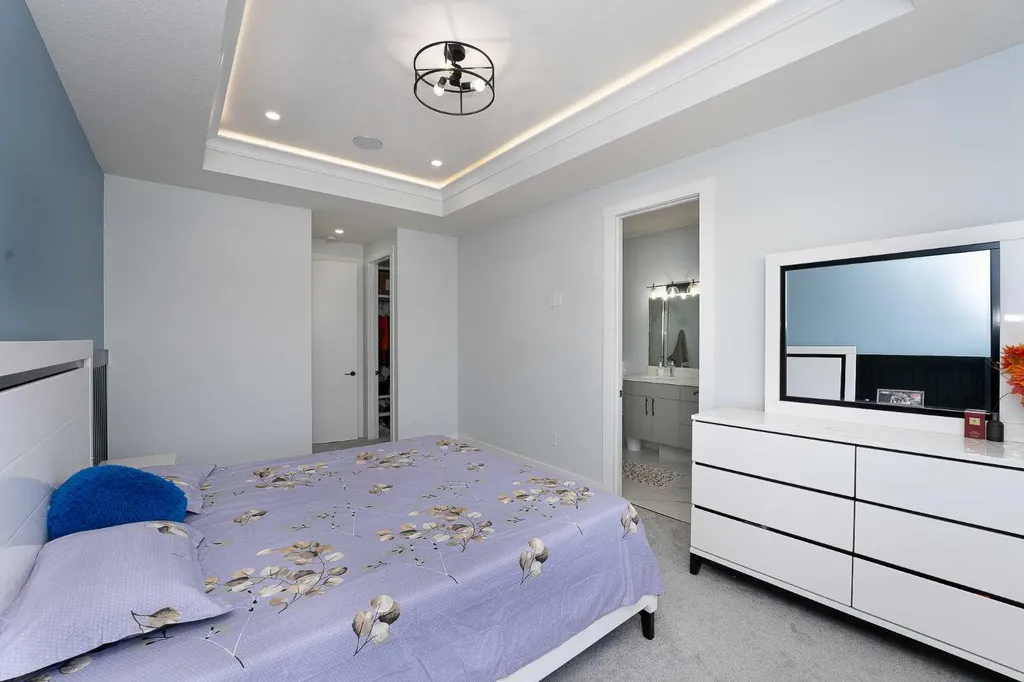 4831 87 Avenue NE Calgary AB T3J 2J5