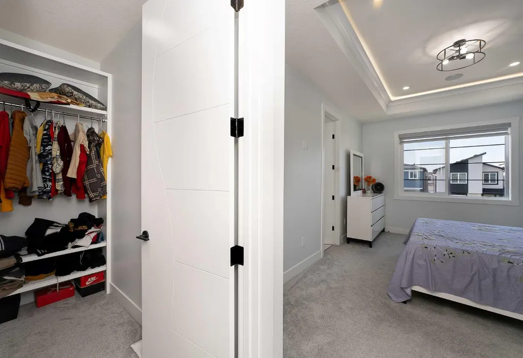 4831 87 Avenue NE Calgary AB T3J 2J5