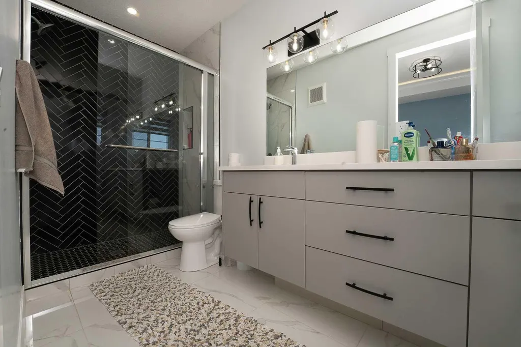 4831 87 Avenue NE Calgary AB T3J 2J5