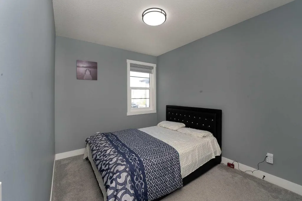 4831 87 Avenue NE Calgary AB T3J 2J5