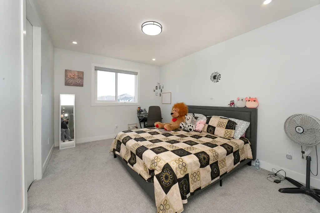4831 87 Avenue NE Calgary AB T3J 2J5