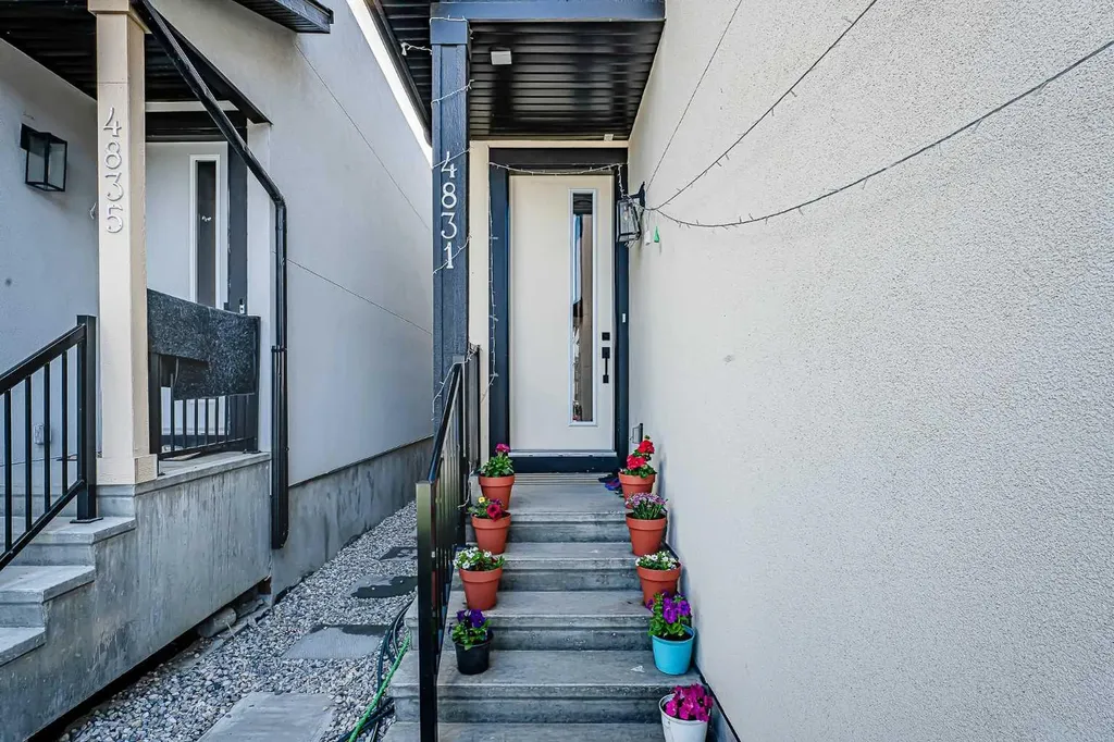 4831 87 Avenue NE Calgary AB T3J 2J5