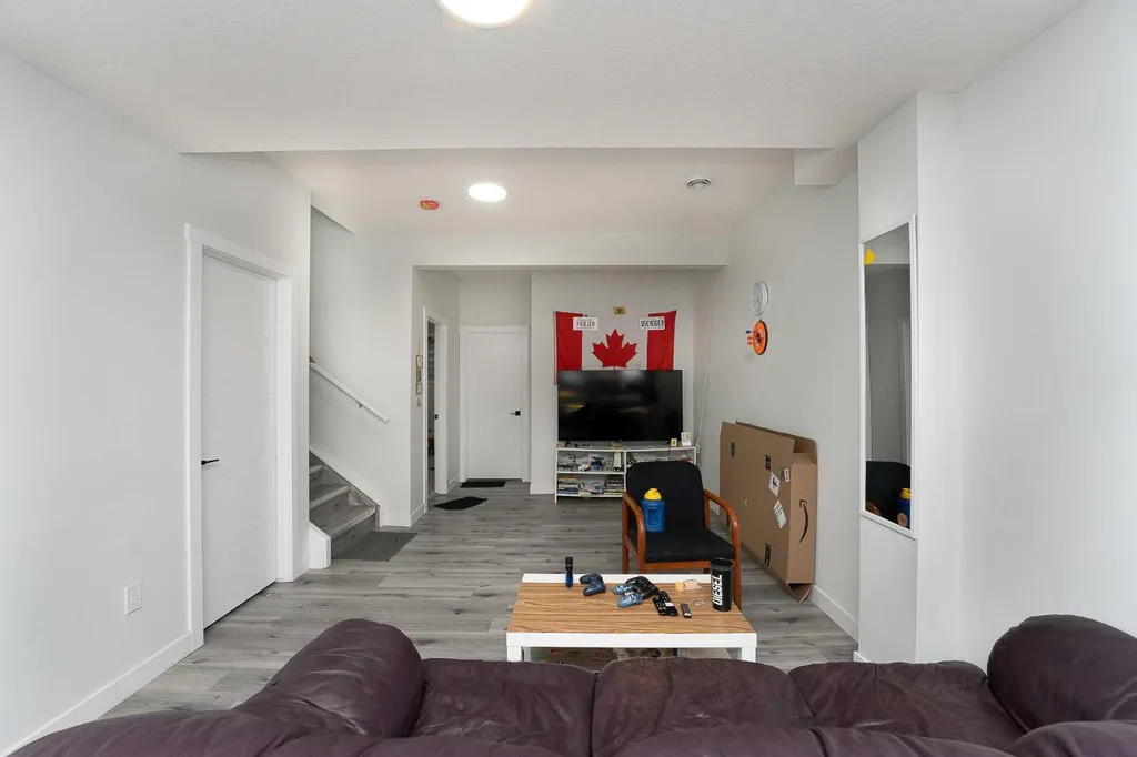 4831 87 Avenue NE Calgary AB T3J 2J5