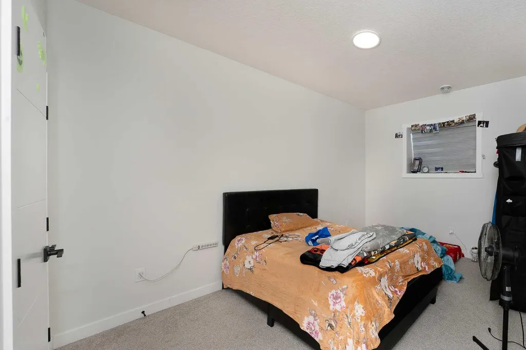 4831 87 Avenue NE Calgary AB T3J 2J5