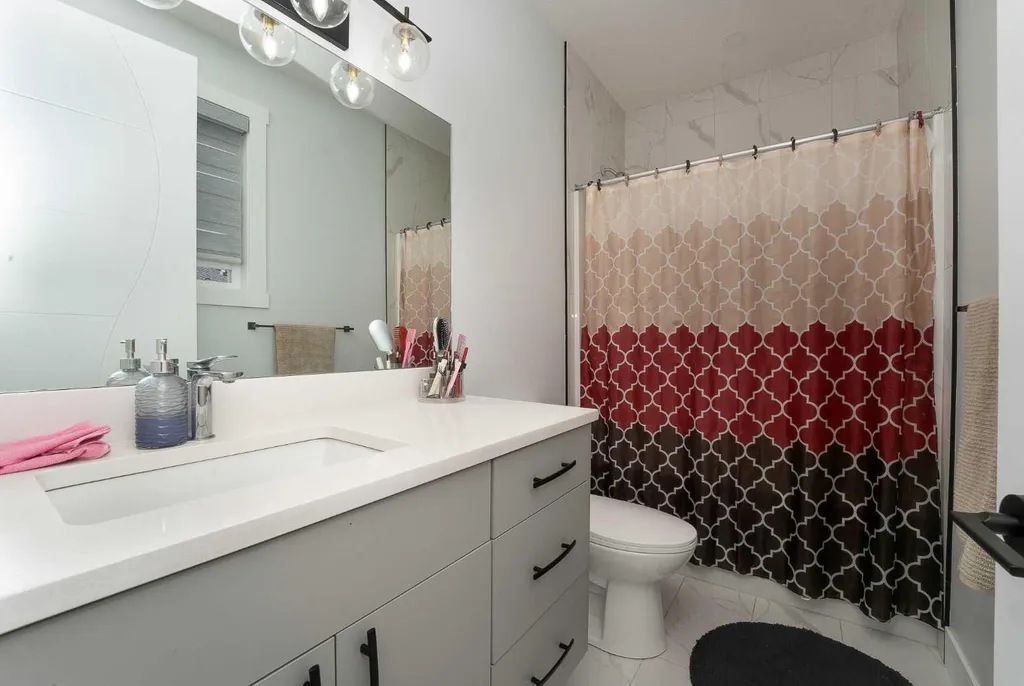 4831 87 Avenue NE Calgary AB T3J 2J5