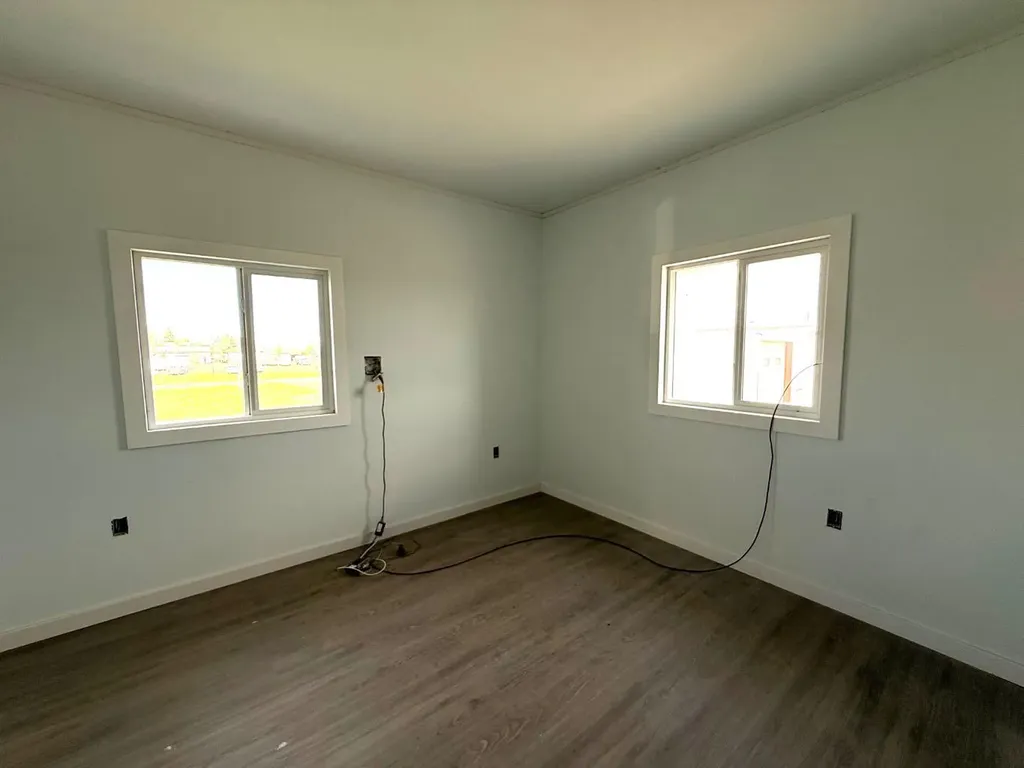 3917 48 Avenue Vermilion AB T9X 1V6