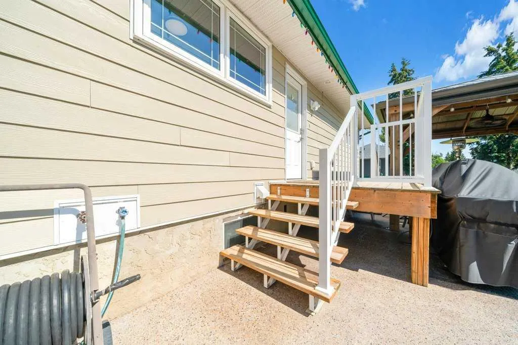 555 10 Street Dunmore AB T0j1A0