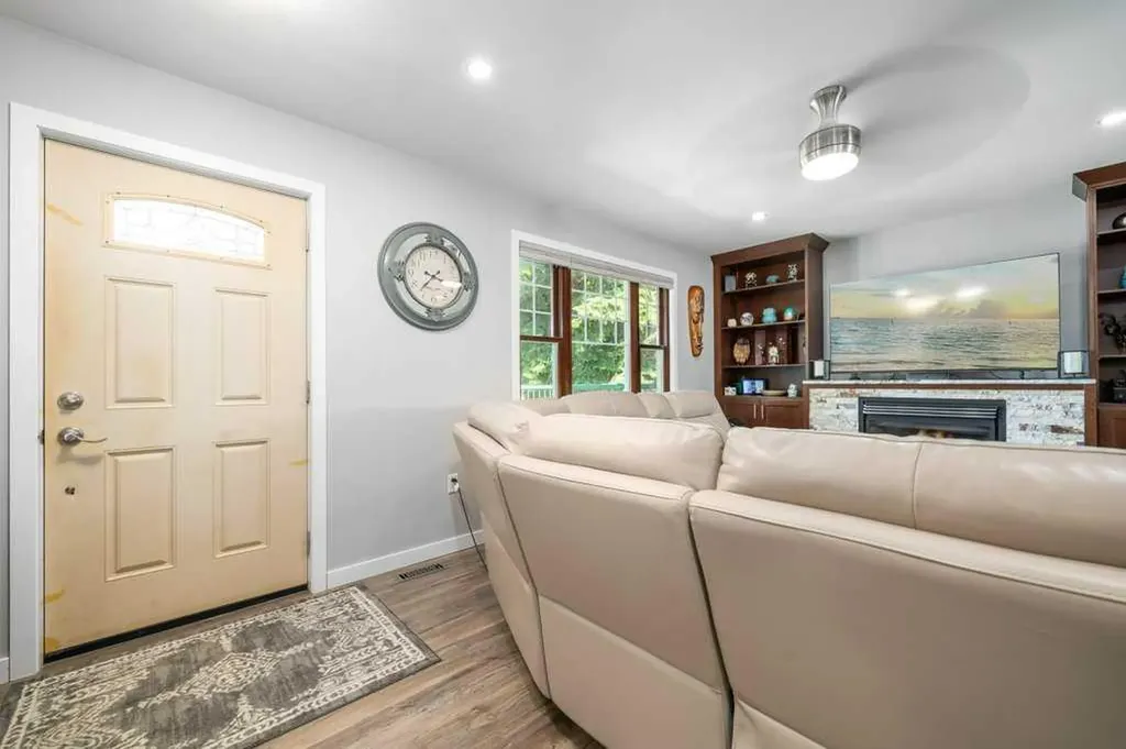 555 10 Street Dunmore AB T0J 1A0