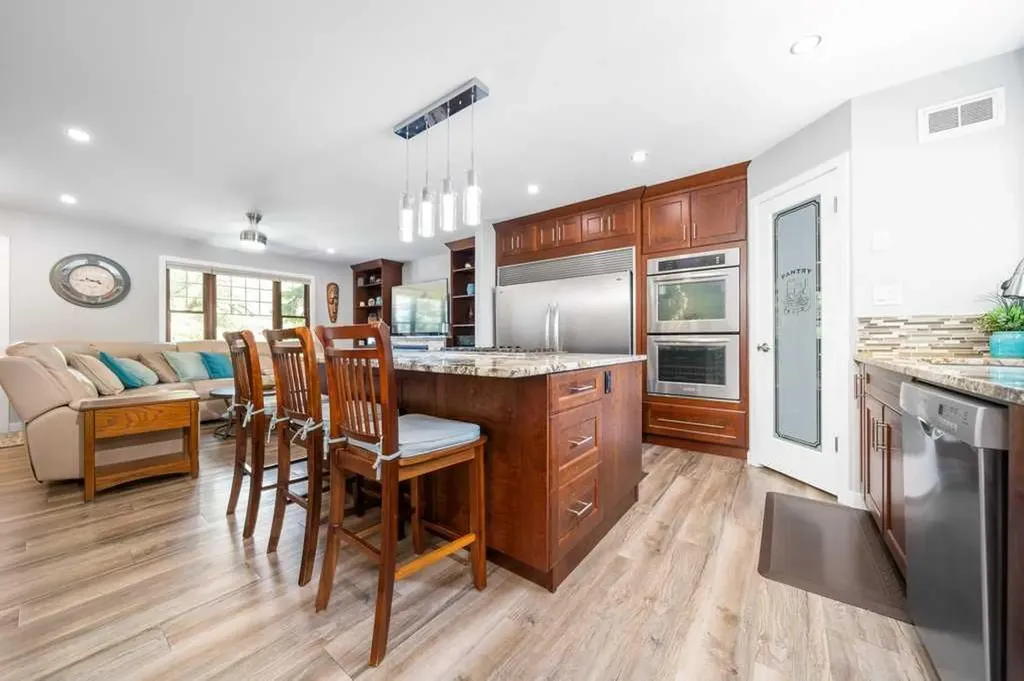 555 10 Street Dunmore AB T0J 1A0