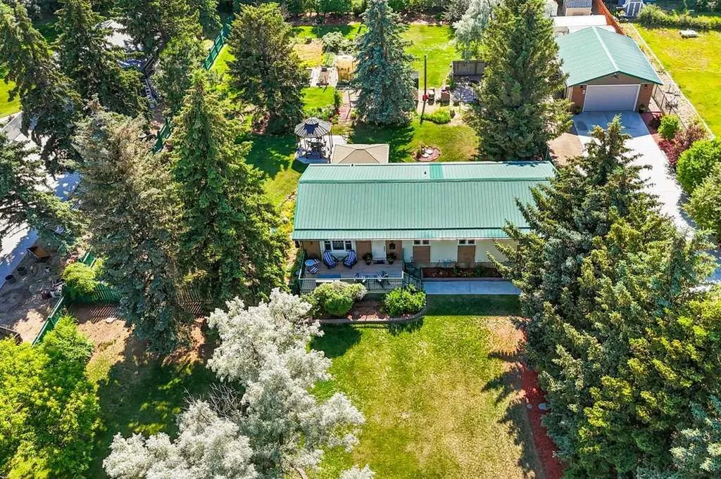 555 10 Street Dunmore AB T0J 1A0