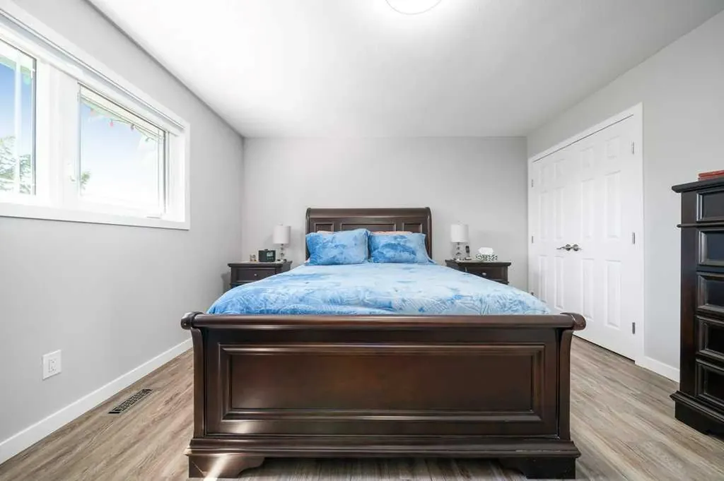 555 10 Street Dunmore AB T0J 1A0