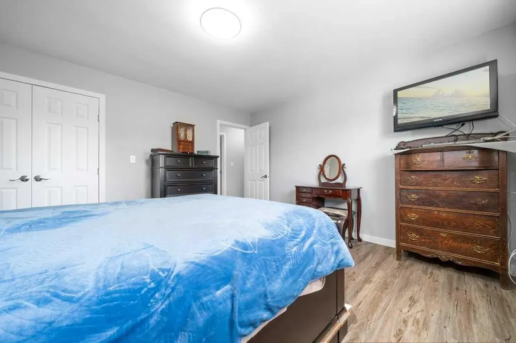 555 10 Street Dunmore AB T0J 1A0