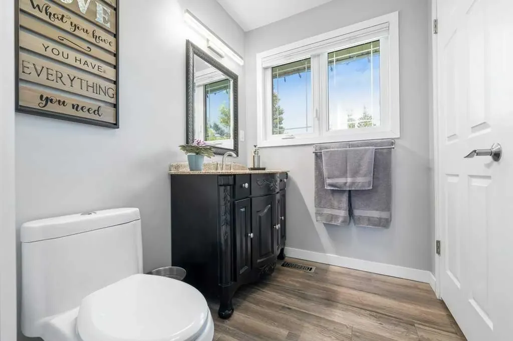 555 10 Street Dunmore AB T0J 1A0