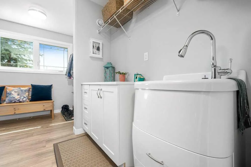 555 10 Street Dunmore AB T0j1A0