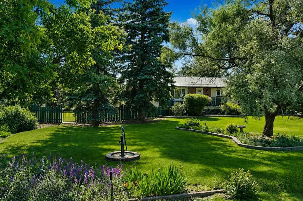 555 10 Street Dunmore AB T0J 1A0