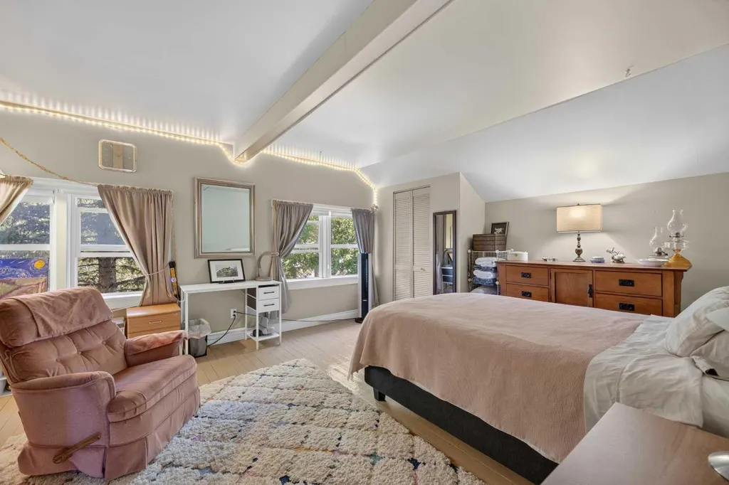 2109 21 Avenue Bowden AB T0M0K0