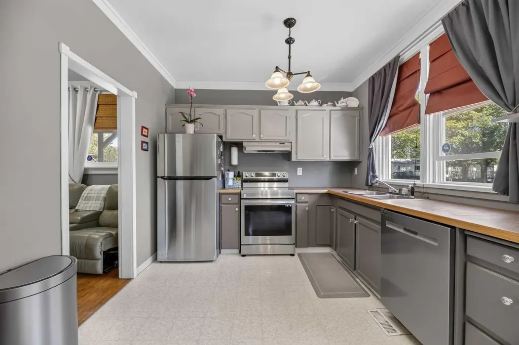 2109 21 Avenue Bowden AB T0M0K0