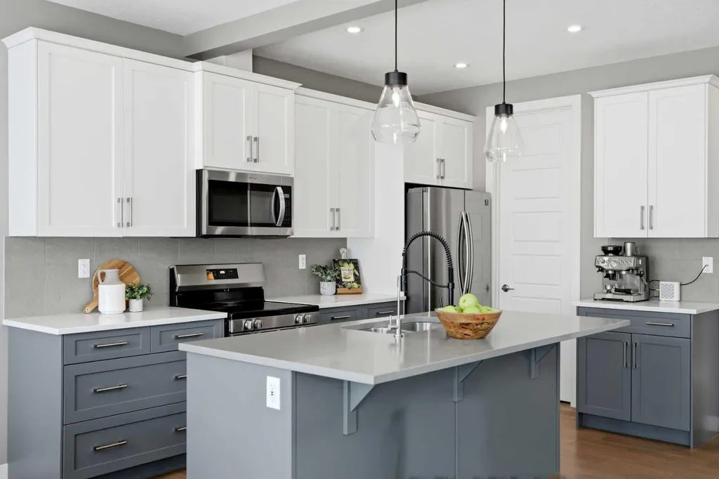 201 Marina Key Chestermere AB T1X 1Y6