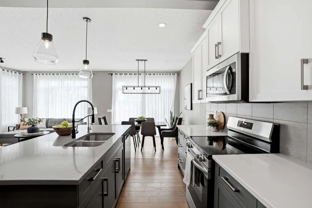 201 Marina Key Chestermere AB T1X 1Y6
