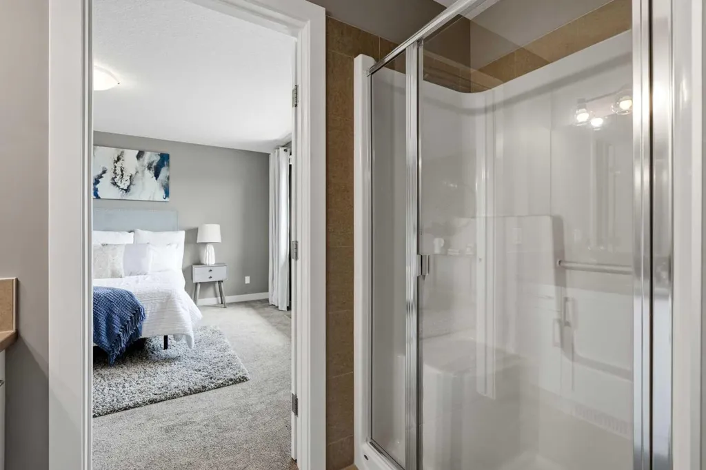 201 Marina Key Chestermere AB T1X 1Y6