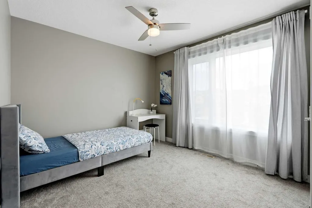 201 Marina Key Chestermere AB T1X 1Y6