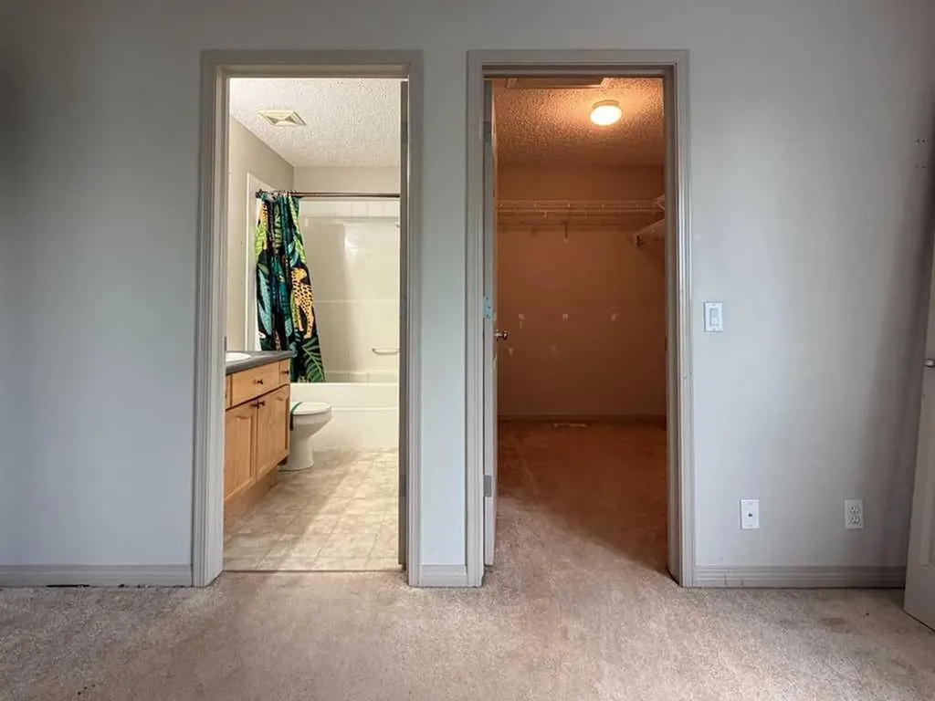 137 Cinnamon Street Fort Mcmurray AB T9K 2R9