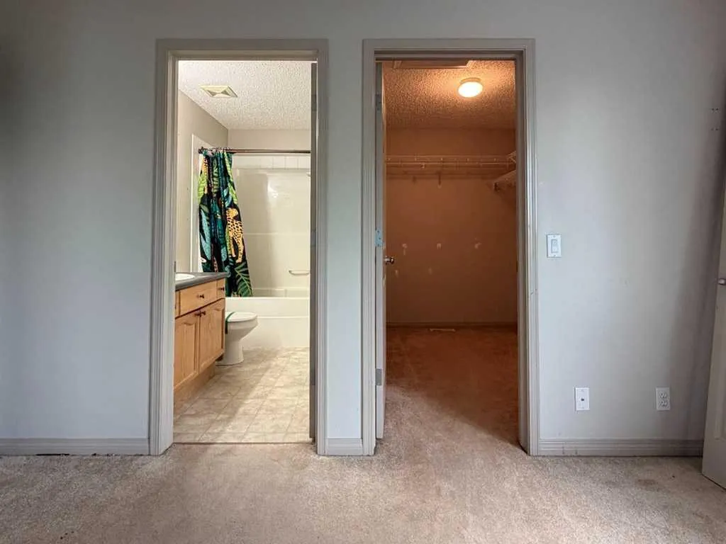 137 Cinnamon Street Fort Mcmurray AB T9K 2T4
