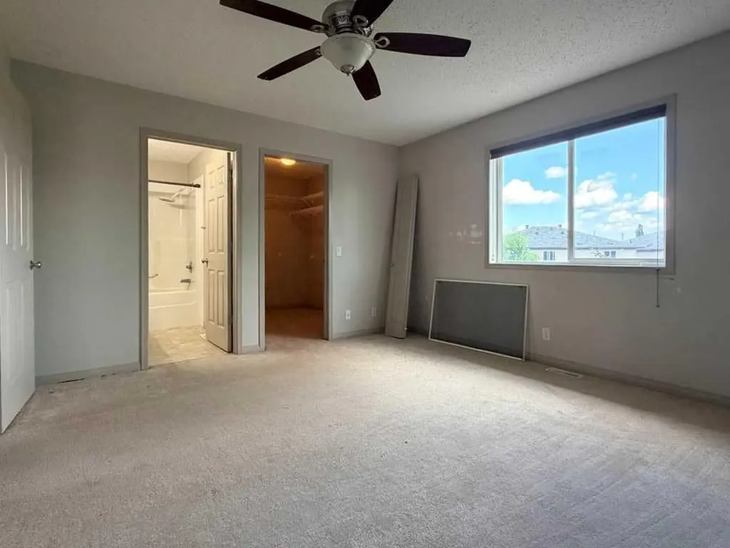 137 Cinnamon Street Fort Mcmurray AB T9K 2R9