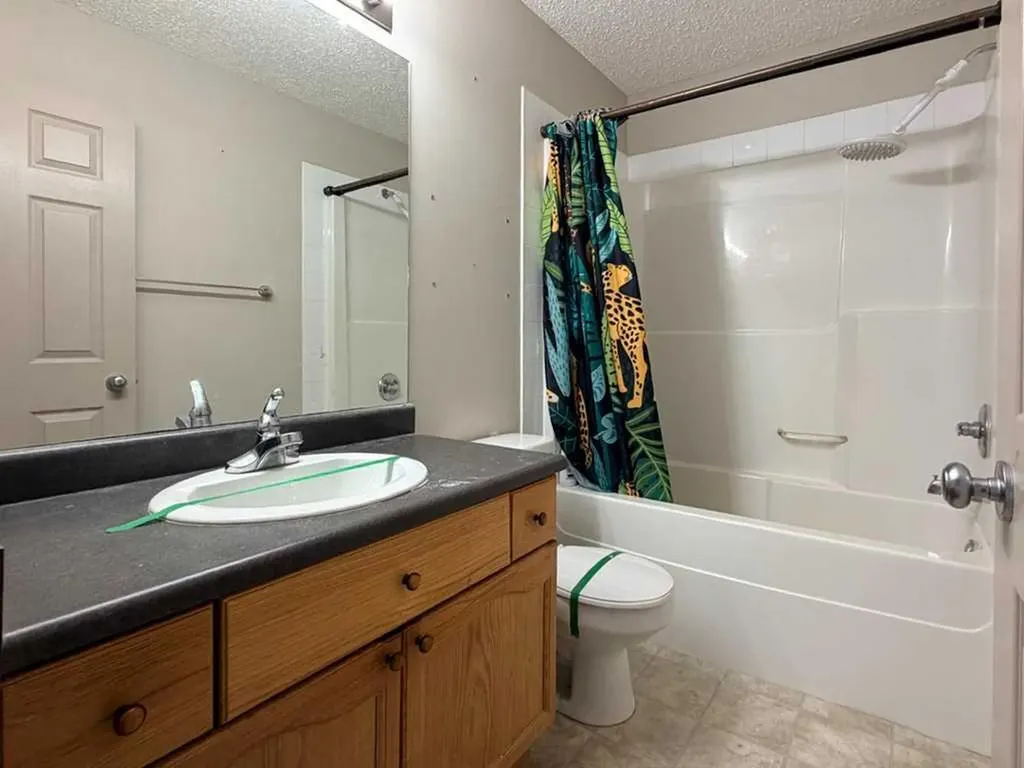 137 Cinnamon Street Fort Mcmurray AB T9K 2R9