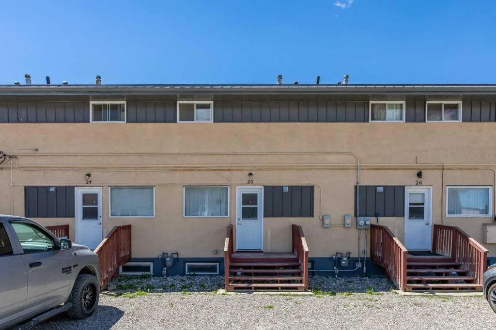 126 Hardisty Avenue Hinton AB T7V 1B6