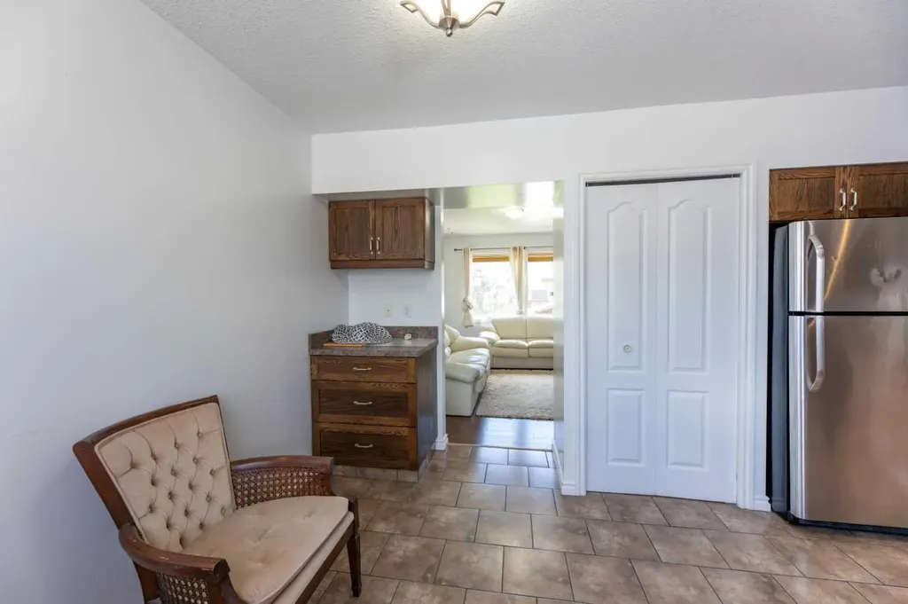 126 Hardisty Avenue Hinton AB T7V 1B6