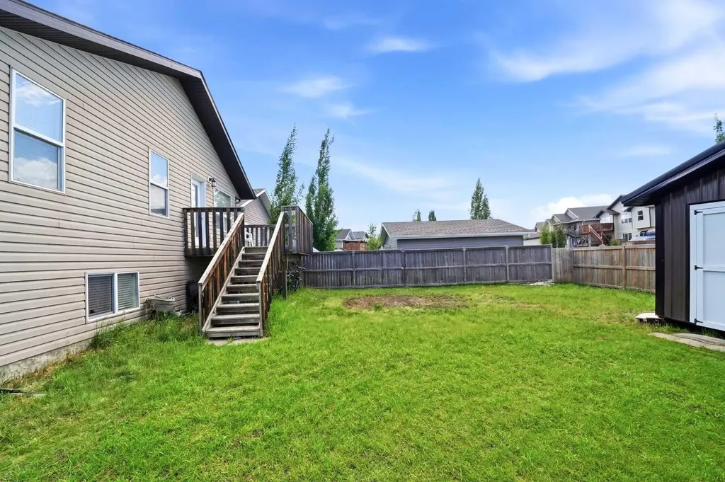 628 Lancaster Drive Red Deer AB T4R 0H1