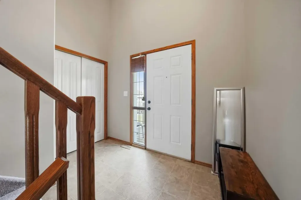628 Lancaster Drive Red Deer AB T4R 0H1