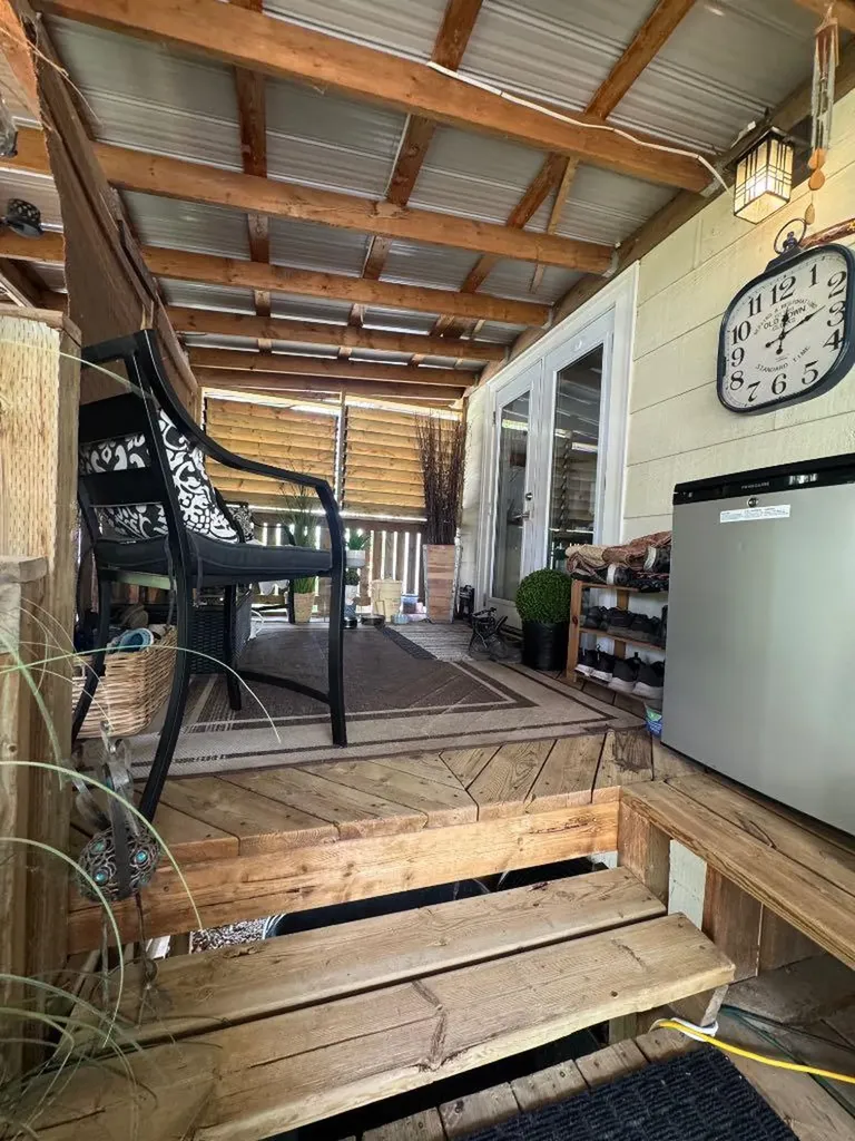 5001 45 Street Sedgewick AB T0B0C4