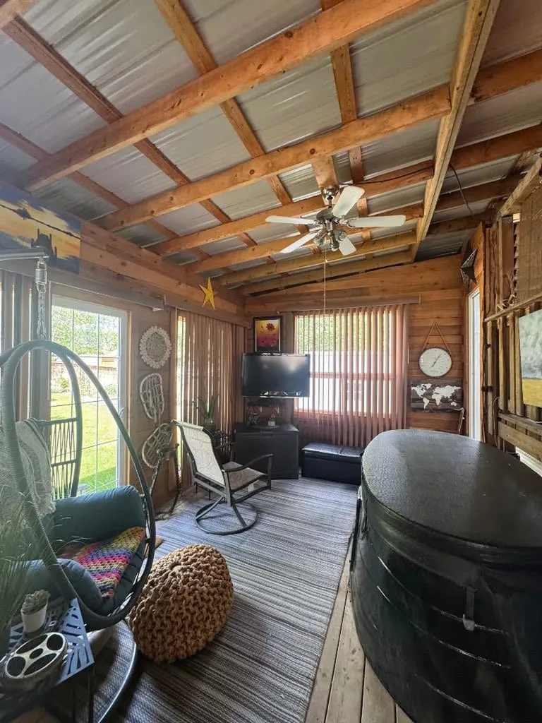 5001 45 Street Sedgewick AB T0B0C4