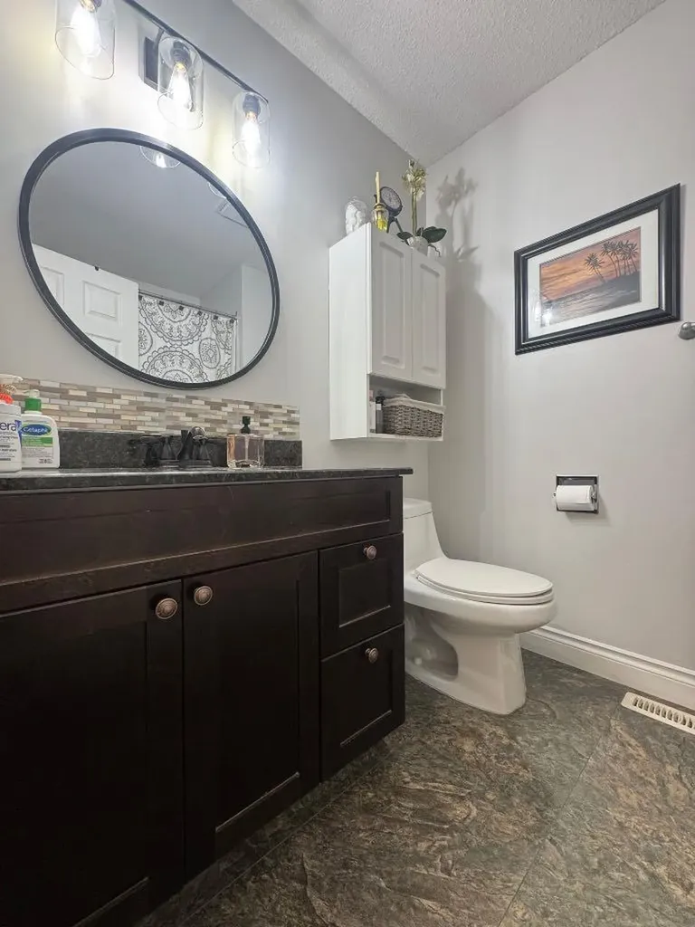 5001 45 Street Sedgewick AB T0B0C4