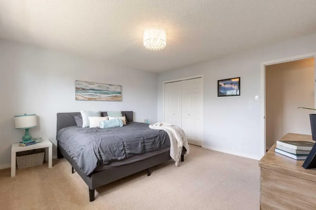 3806 20 Avenue S Lethbridge AB T1K 4J1