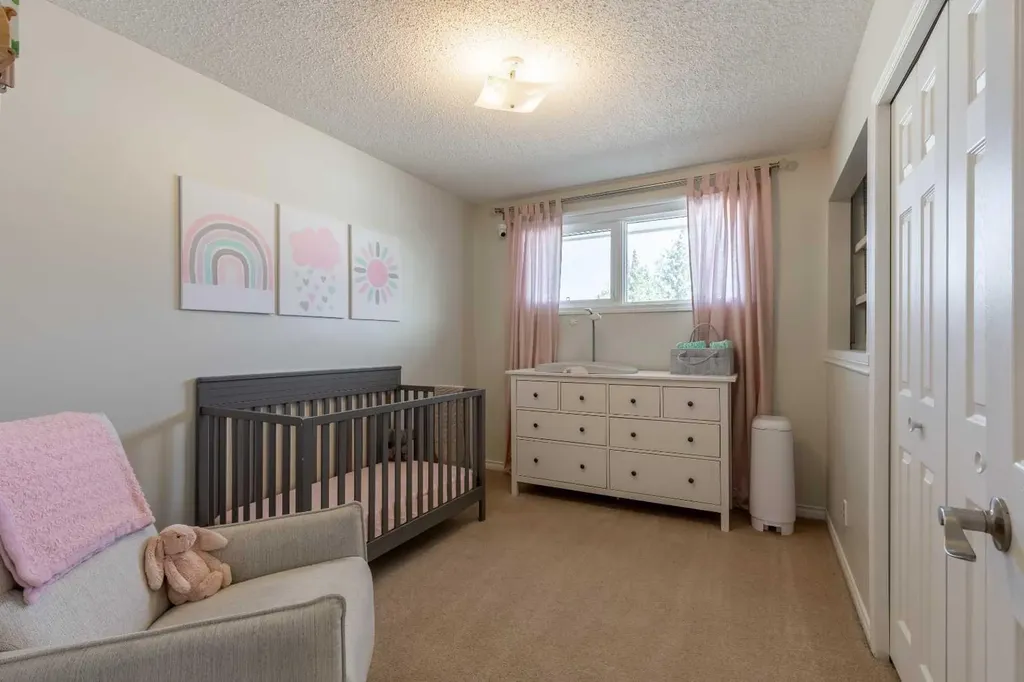 3806 20 Avenue S Lethbridge AB T1K 4J1