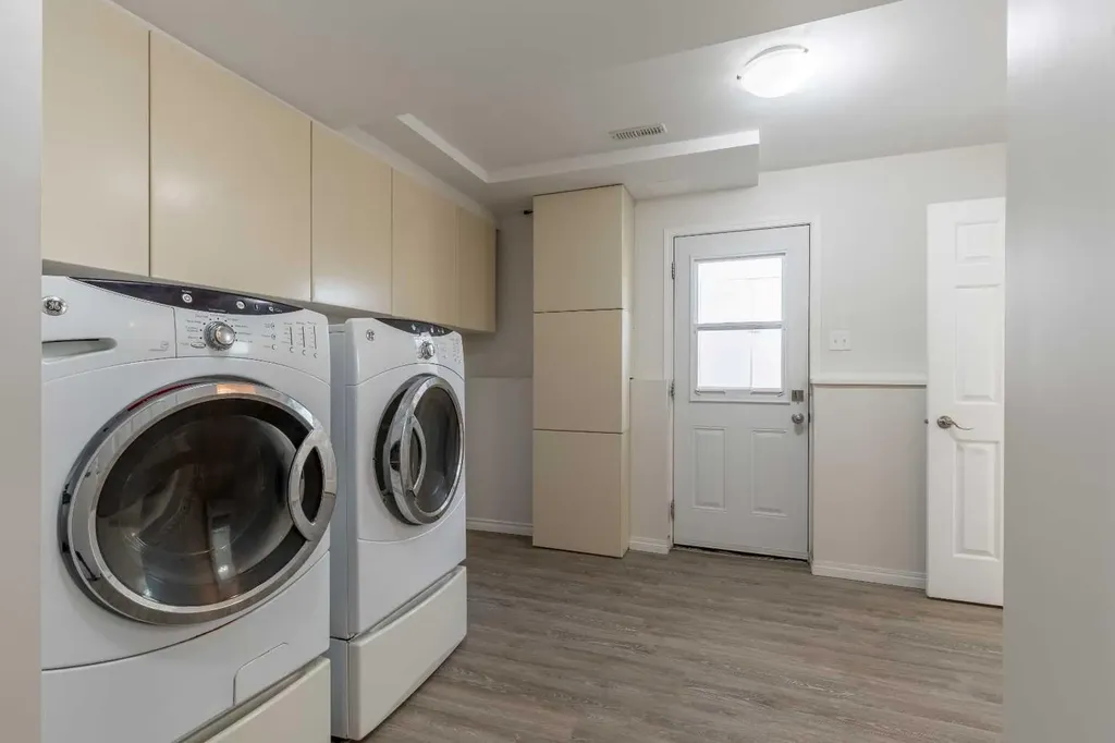 3806 20 Avenue S Lethbridge AB T1K 4J1