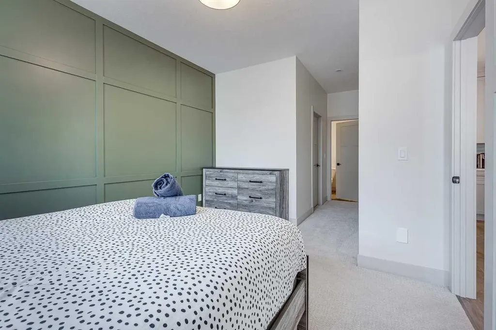 5324 49 Avenue Lacombe AB T4L 1S6