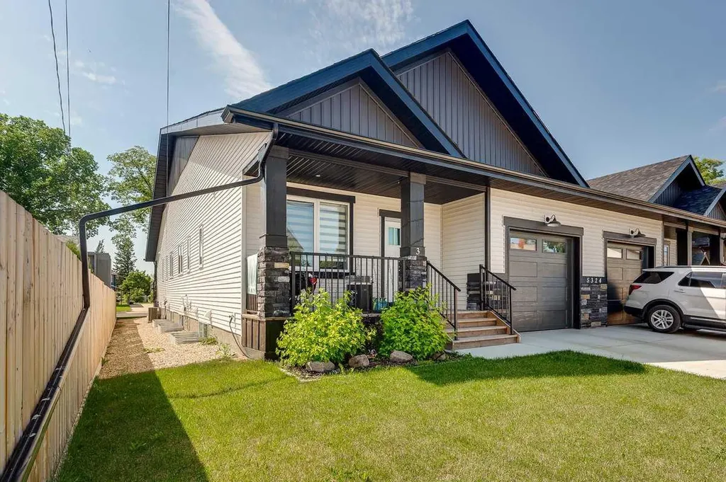 5324 49 Avenue Lacombe AB T4L 1S6